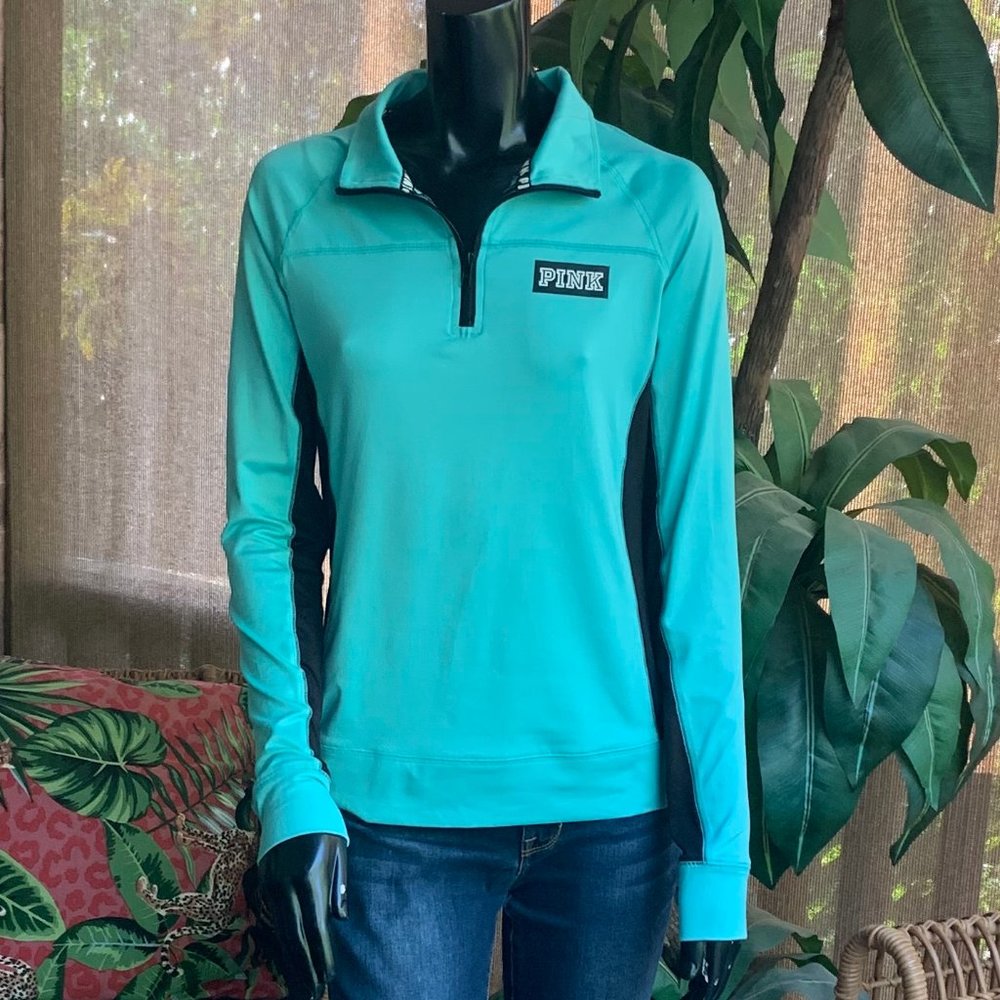 PINK Victoria's Secret Ultimate Zippered V-Neck Long Sleeve Pull Over Top